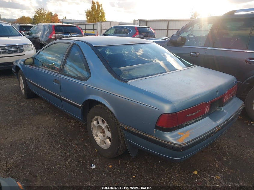 1FAPP6042KH129738 1989 FORD THUNDERBIRD photo no. 3