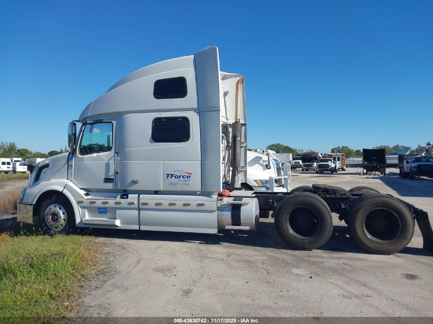 2014 Volvo Vn Vnl VIN: 4V4NC9EH2EN152554 Lot: 43630742