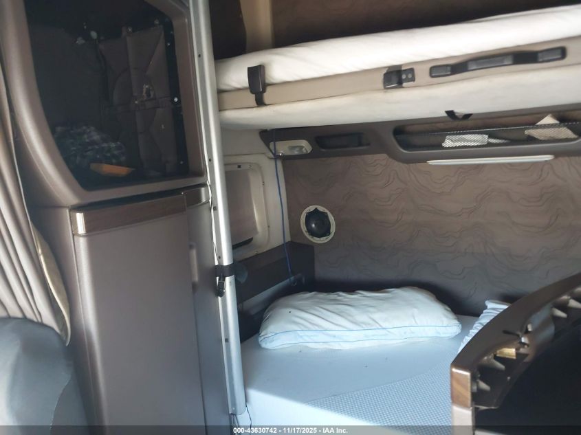 2014 Volvo Vn Vnl VIN: 4V4NC9EH2EN152554 Lot: 43630742