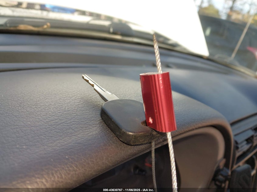 2002 Ford Mustang VIN: 1FAFP40482F192564 Lot: 43630767