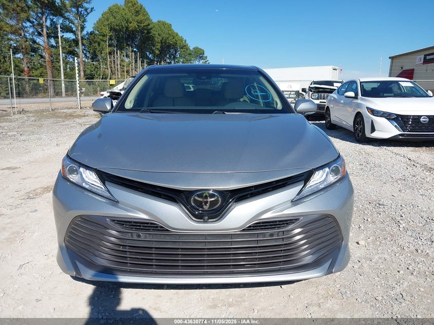 2018 TOYOTA CAMRY XLE 4T1B11HK4JU053288