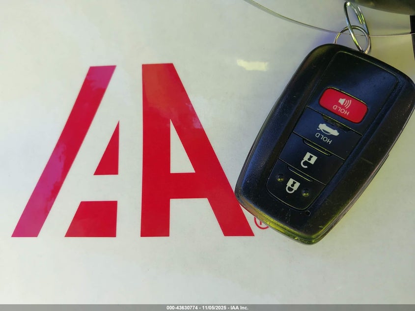 2018 TOYOTA CAMRY XLE 4T1B11HK4JU053288