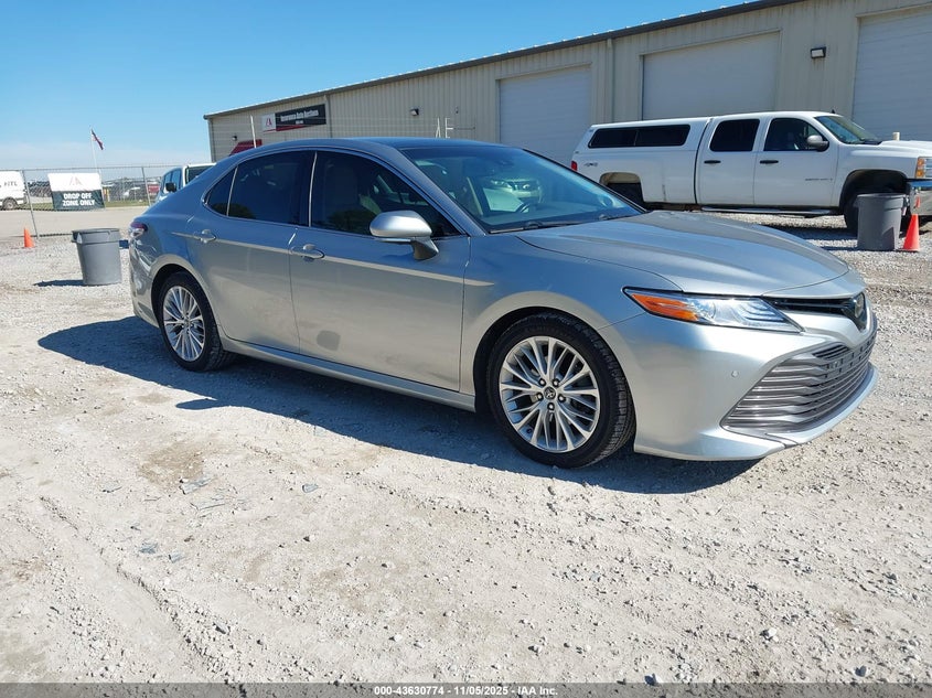2018 TOYOTA CAMRY XLE - 4T1B11HK4JU053288