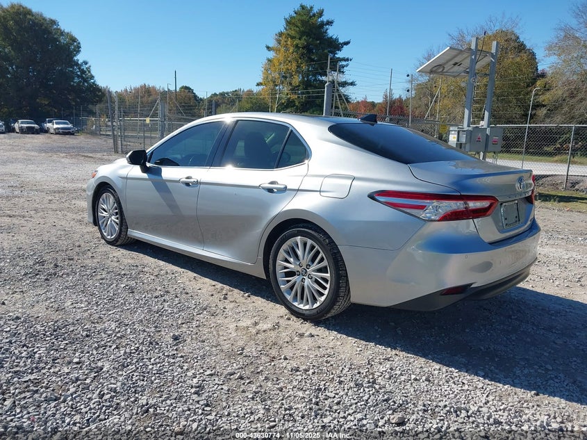 2018 TOYOTA CAMRY XLE 4T1B11HK4JU053288