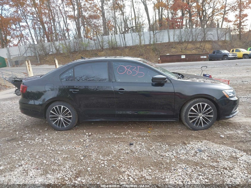 2016 VOLKSWAGEN JETTA 1.8T SPORT - 3VWD17AJXGM404734