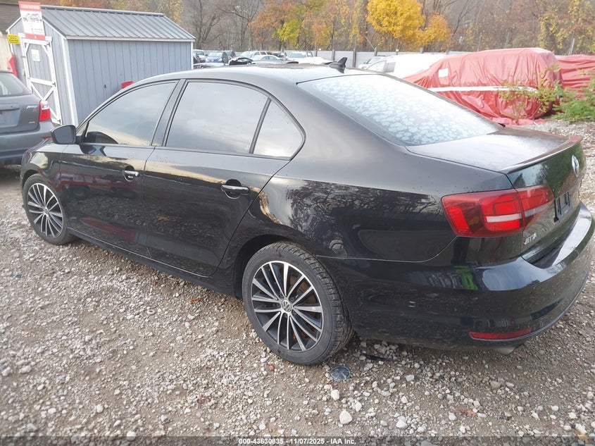 2016 VOLKSWAGEN JETTA 1.8T SPORT - 3VWD17AJXGM404734