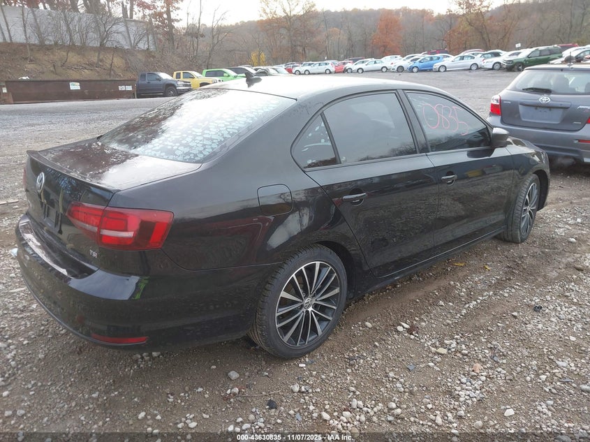 2016 VOLKSWAGEN JETTA 1.8T SPORT - 3VWD17AJXGM404734
