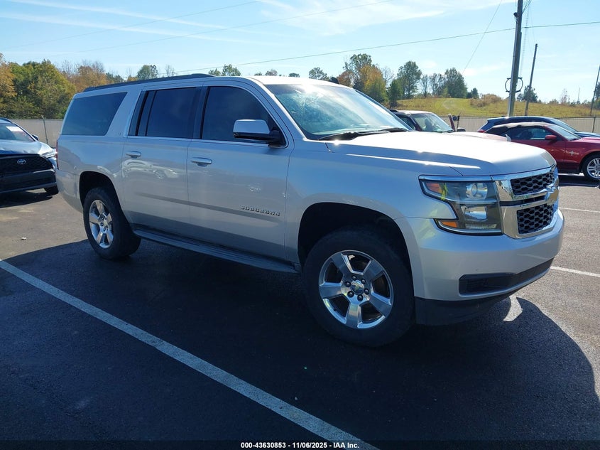 CHEVROLET SUBURBAN LT