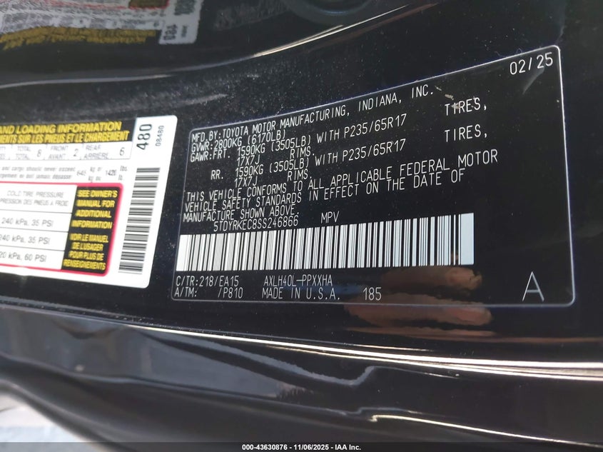 2025 TOYOTA SIENNA XLE 5TDYRKEC8SS246866