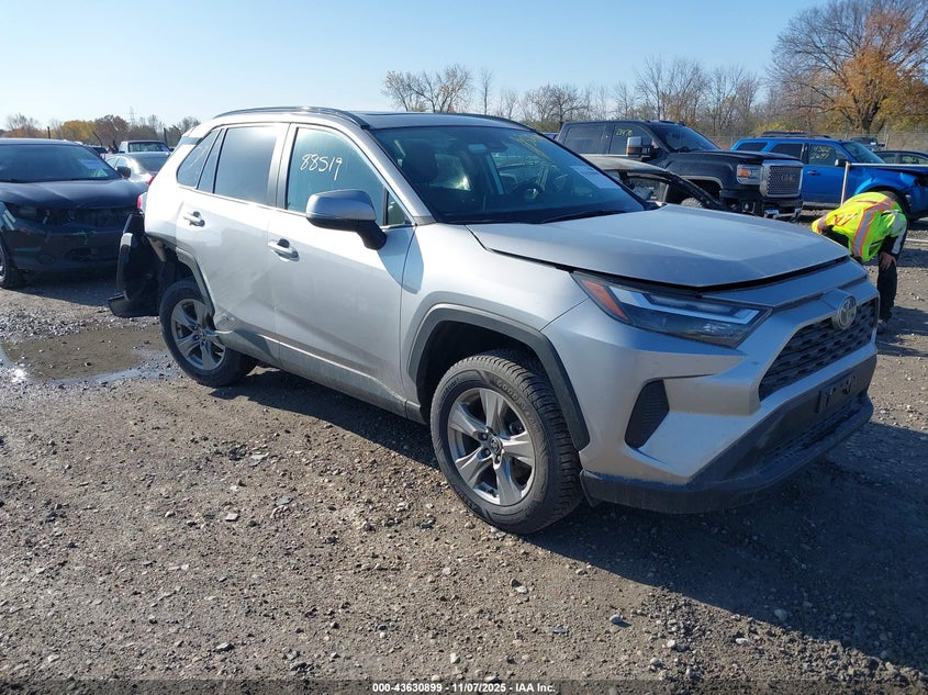 2024 TOYOTA RAV4 HYBRID XLE - 4T3RWRFV3RU145524