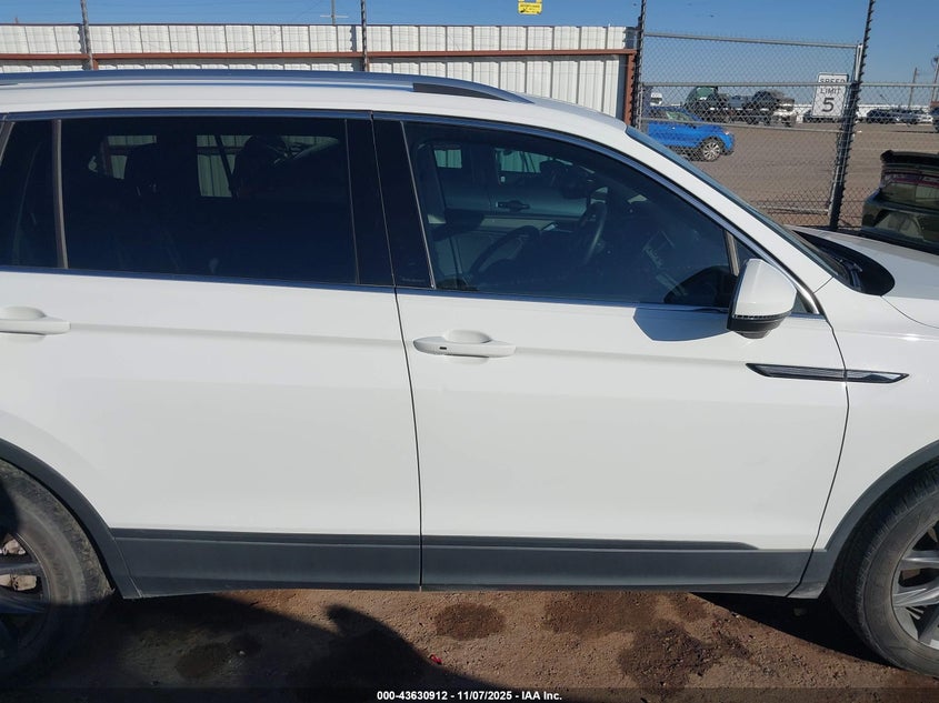 2022 VOLKSWAGEN TIGUAN 2.0T SE 3VV2B7AX1NM093320