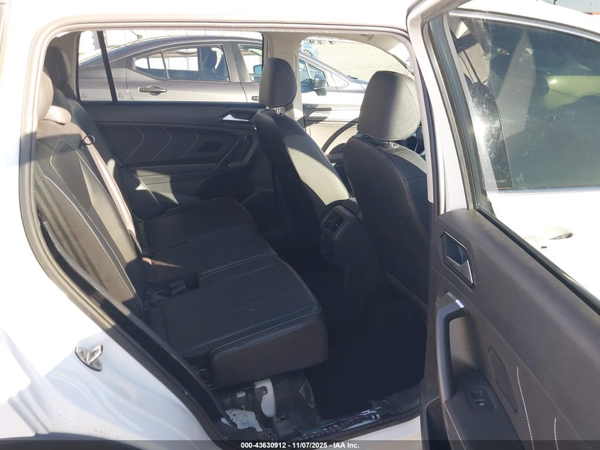 2022 VOLKSWAGEN TIGUAN 2.0T SE 3VV2B7AX1NM093320