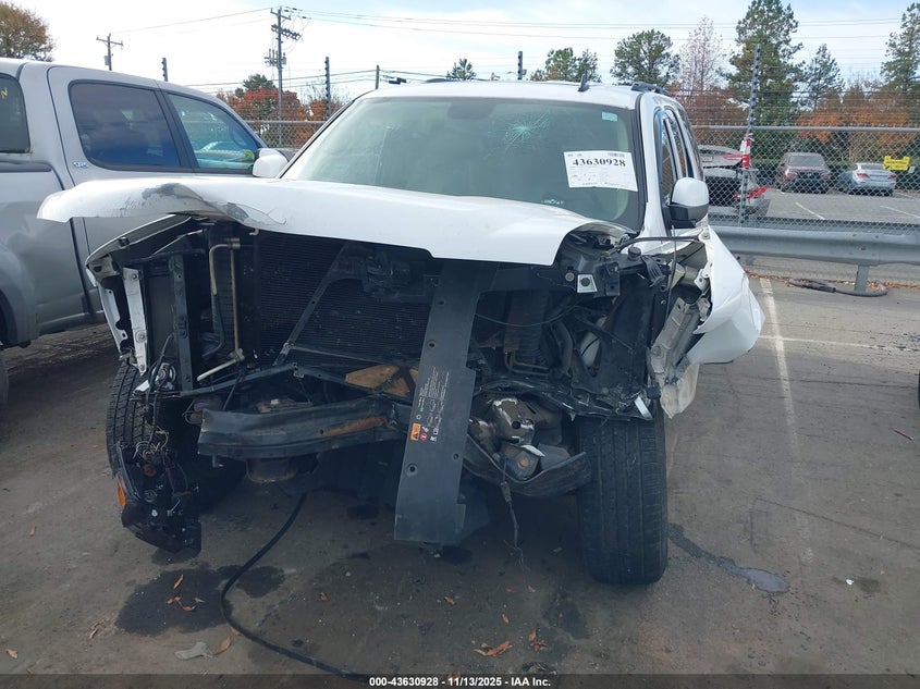 2008 Chevrolet Tahoe Lt VIN: 1GNFC13008R134430 Lot: 43630928