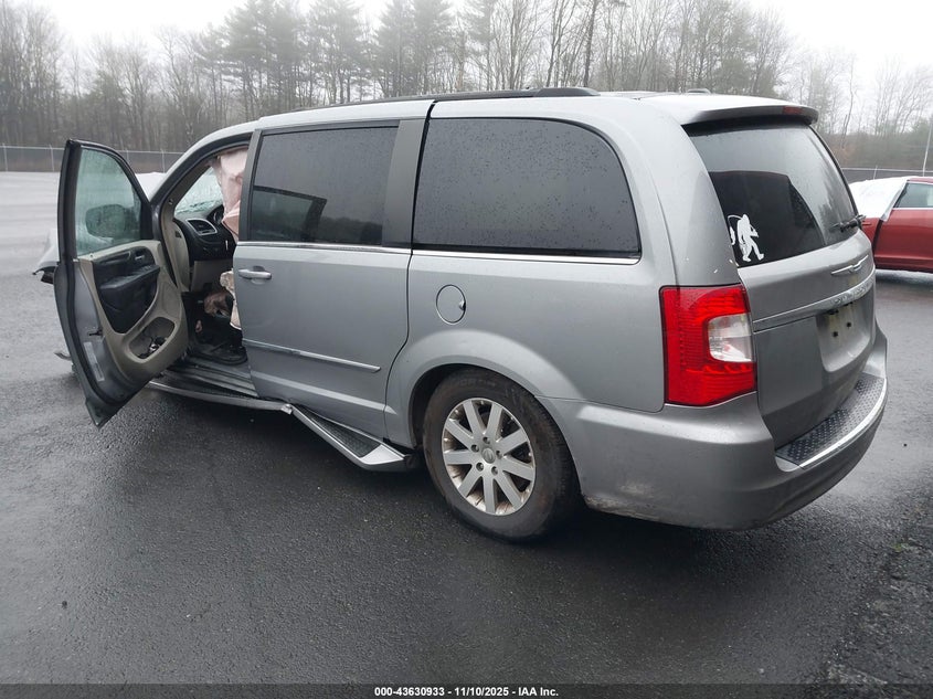 2C4RC1BG1FR602516 2015 CHRYSLER TOWN & COUNTRY photo no. 3