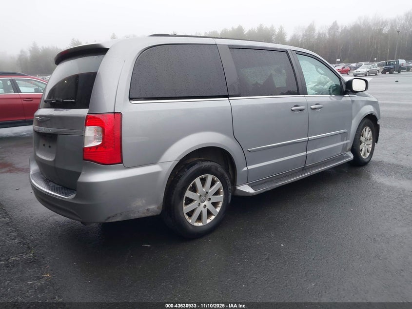 2C4RC1BG1FR602516 2015 CHRYSLER TOWN & COUNTRY photo no. 4