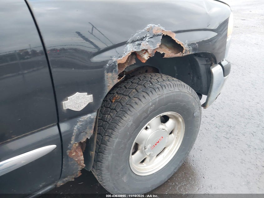 2GTEK19V621112085 2002 GMC SIERRA photo no. 19