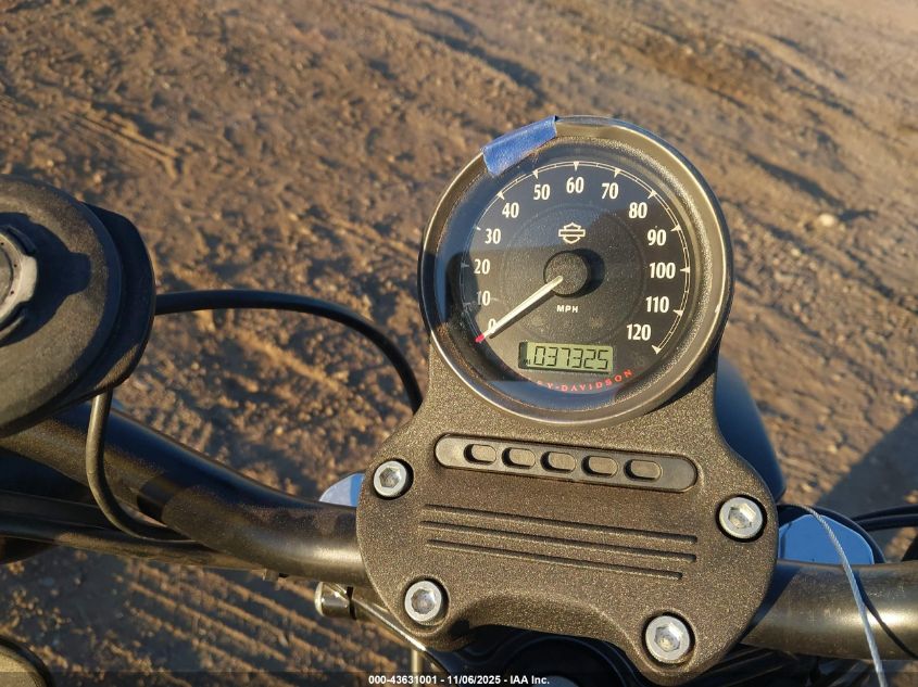 2016 Harley-Davidson Xl883 Iron 883 VIN: 1HD4LE234GC404827 Lot: 43631001