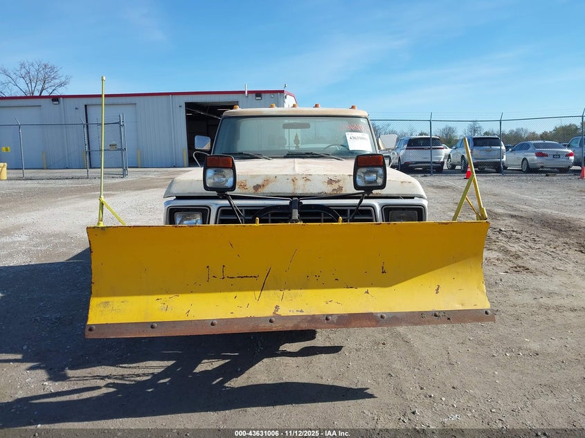 1979 Ford F-250 VIN: F26HUEC0584 Lot: 43631006