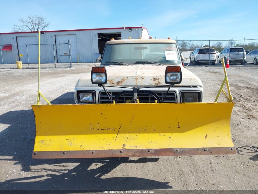 1979 Ford F-250 VIN: F26HUEC0584 Lot: 43631006