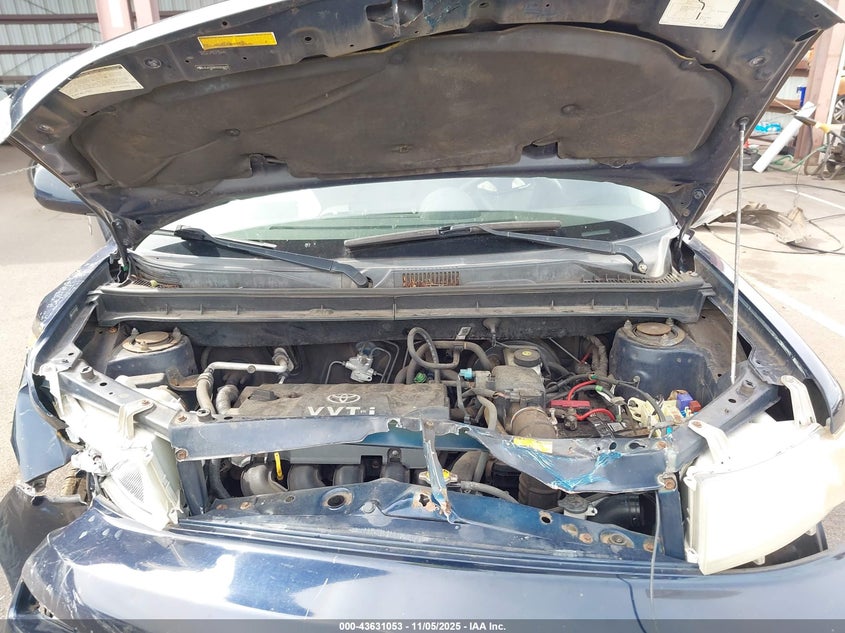 2005 Scion Xb VIN: JTLKT334550204692 Lot: 43631053