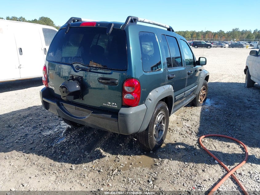 1J8GK38K25W638439 2005 JEEP LIBERTY (NORTH AMERICA) photo no. 4