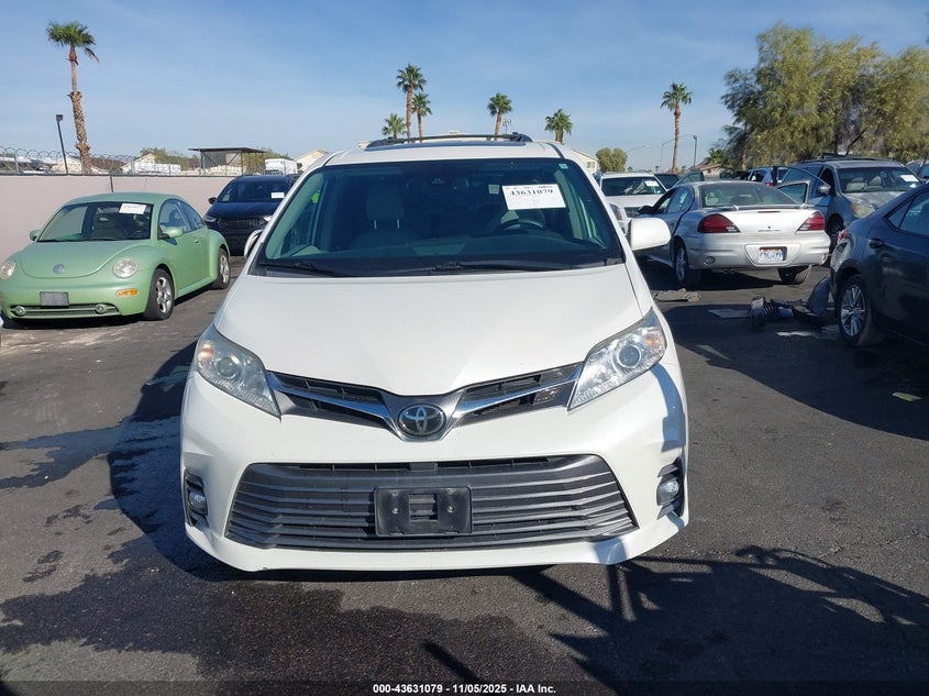2019 TOYOTA SIENNA XLE 8 PASSENGER 5TDYZ3DC1KS020157