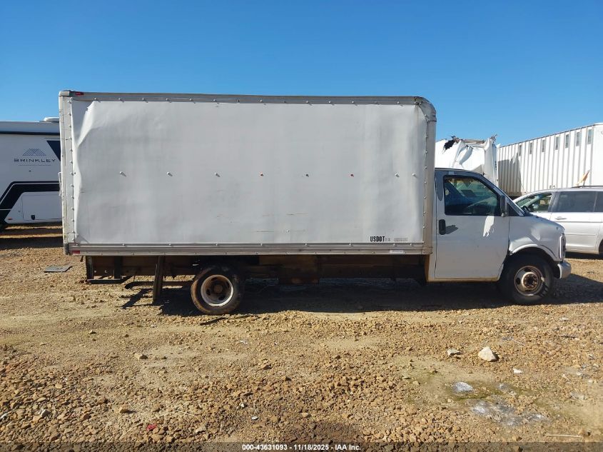 2001 GMC Savana Special VIN: 1GDJG31R511211040 Lot: 43631093