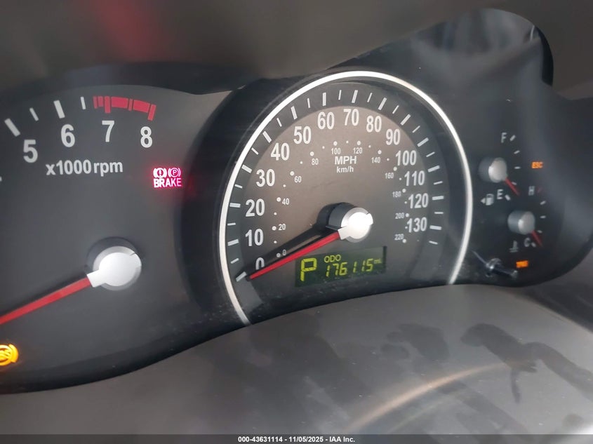 2011 Kia Sedona Lx VIN: KNDMG4C7XB6368604 Lot: 43631114