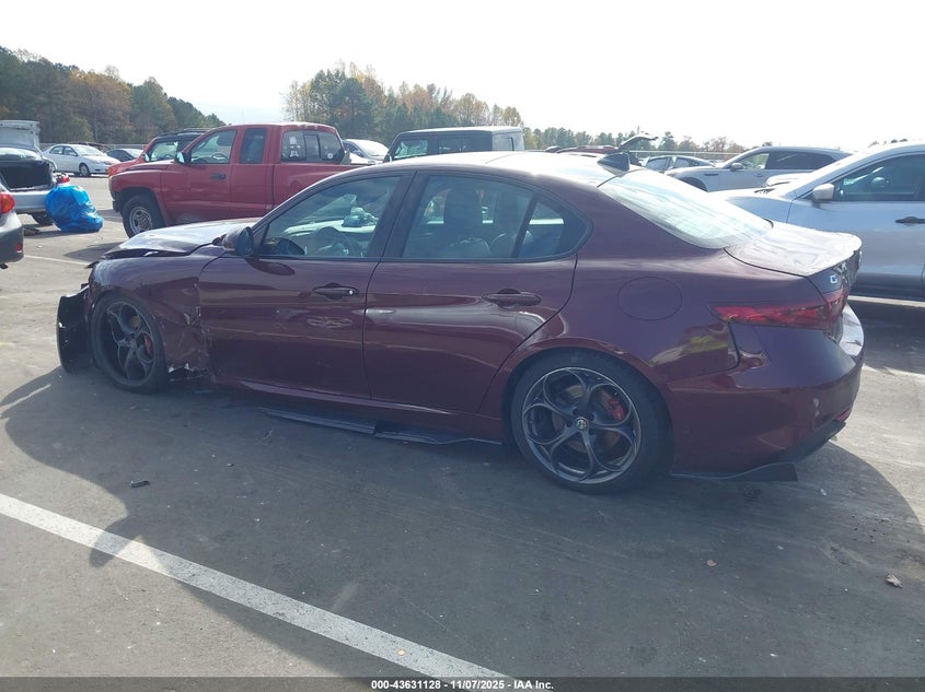 2019 ALFA ROMEO GIULIA TI SPORT AWD - ZARFANBN0K7608761