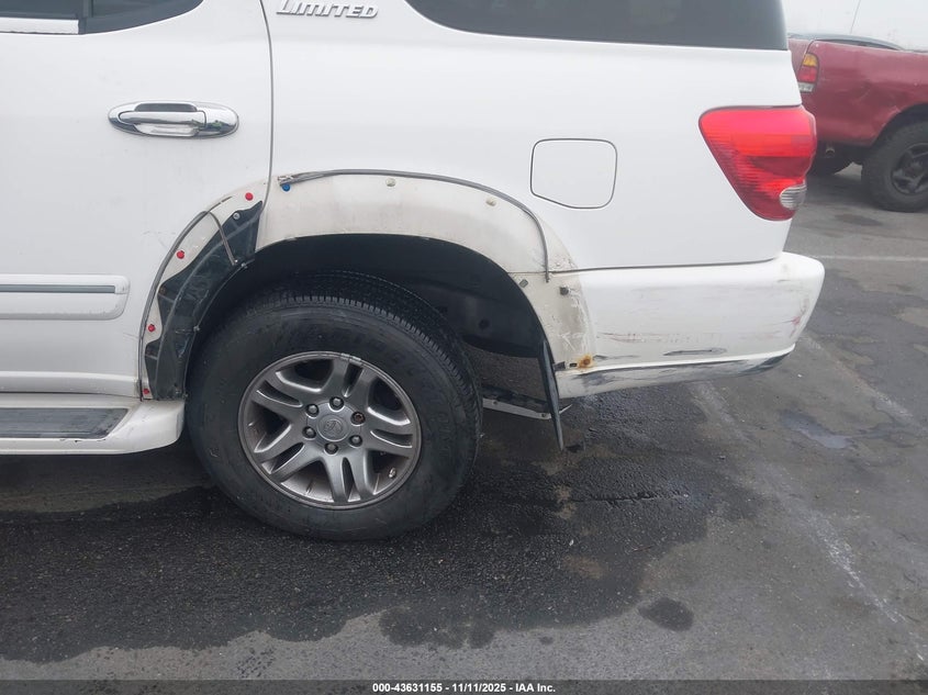 2005 Toyota Sequoia Limited V8 VIN: 5TDZT38A65S244172 Lot: 43631155