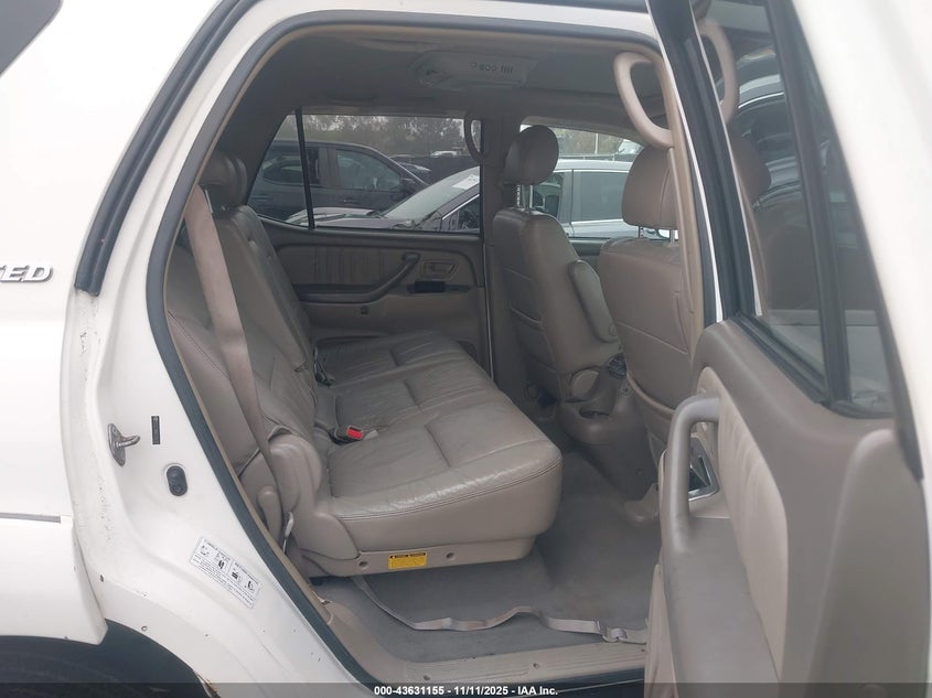 2005 Toyota Sequoia Limited V8 VIN: 5TDZT38A65S244172 Lot: 43631155