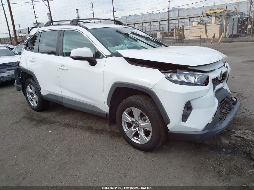 TOYOTA RAV4 XLE