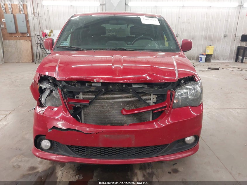 2016 Dodge Grand Caravan R/T VIN: 2C4RDGEG9GR219422 Lot: 43631162