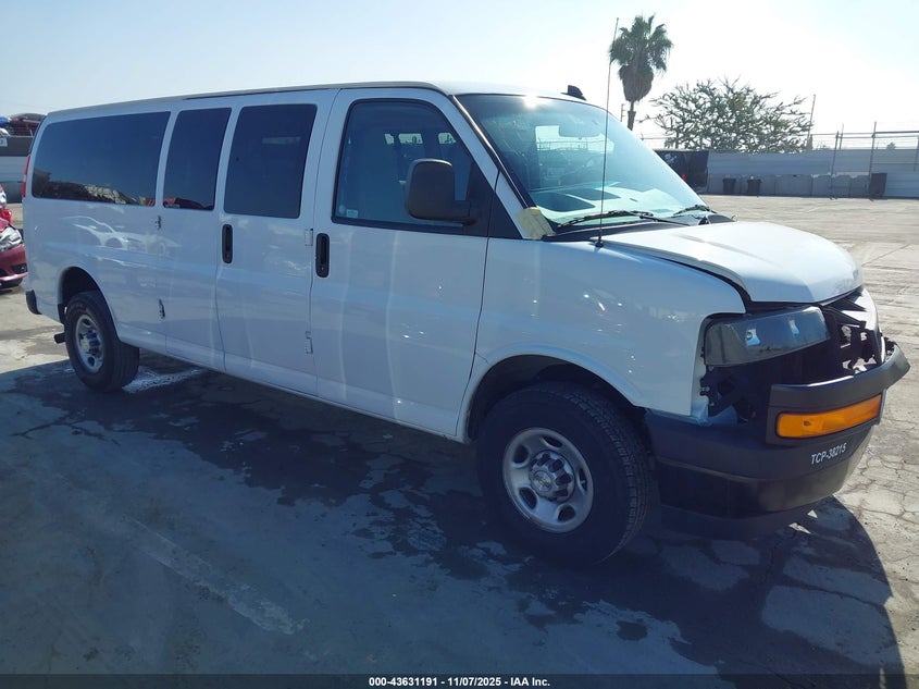 2022 CHEVROLET EXPRESS PASSENGER RWD 3500 EXTENDED WHEELBASE LS - 1GAZGNFPXN1286860