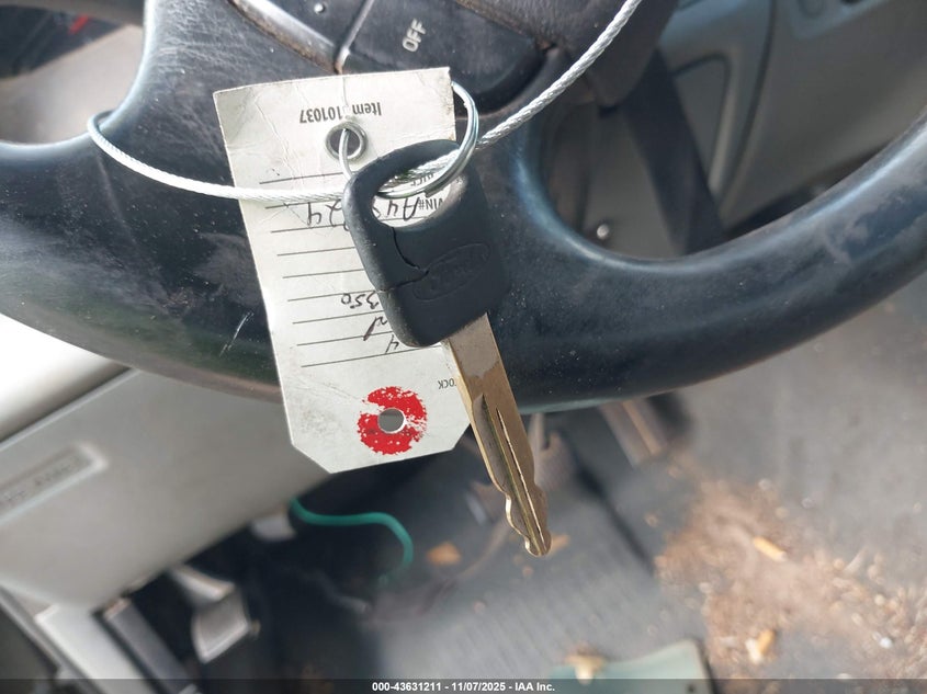 2004 Ford F-350 Lariat/Xl/Xlt VIN: 1FTSX31P64EA48824 Lot: 43631211