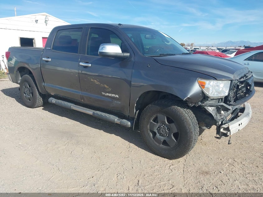 2013 TOYOTA TUNDRA LIMITED 5.7L V8 - 5TFHY5F17DX271837