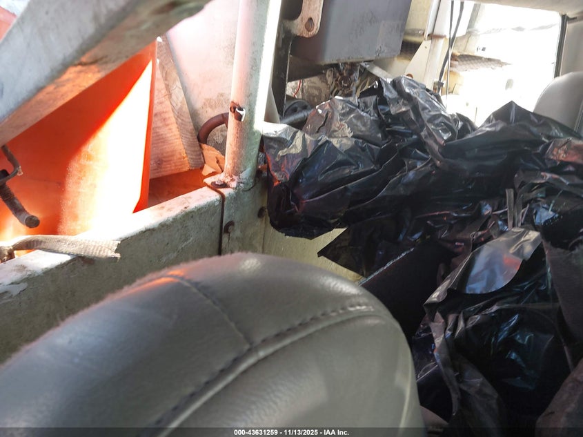 2008 Ford F-550 Chassis Xl/Xlt VIN: 1FDAF57R88EE29031 Lot: 43631259