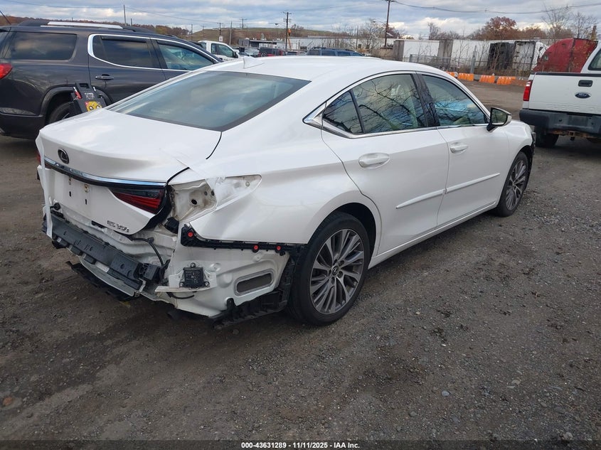 58ABZ1B11KU038735 2019 LEXUS ES photo no. 4