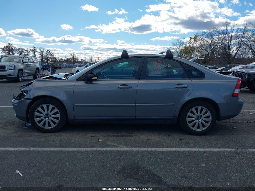 2005 Volvo S40 2.4I VIN: YV1MS382152109558 Lot: 43631302