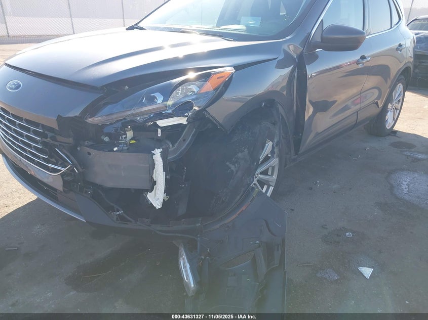 2021 FORD ESCAPE TITANIUM 1FMCU9J95MUA05935