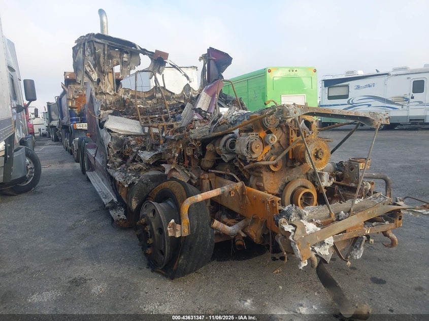 1FUYSSEB0XPA54172 1999 Freightliner Conventional Flc120 auction photo 1