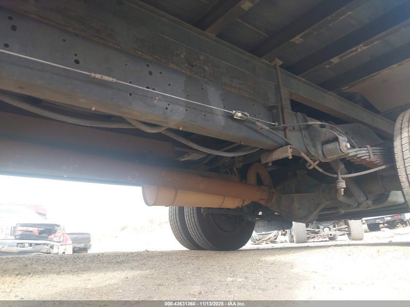 2018 Ford E-450 Cutaway VIN: 1FDXE4FS1JDC38333 Lot: 43631360