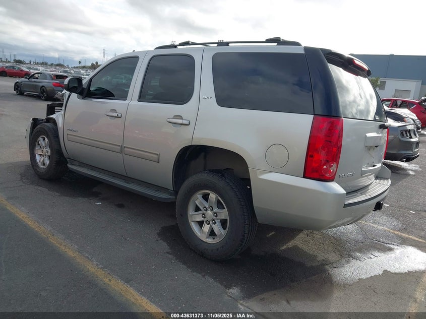 2013 GMC YUKON SLT - 1GKS1CE05DR272744