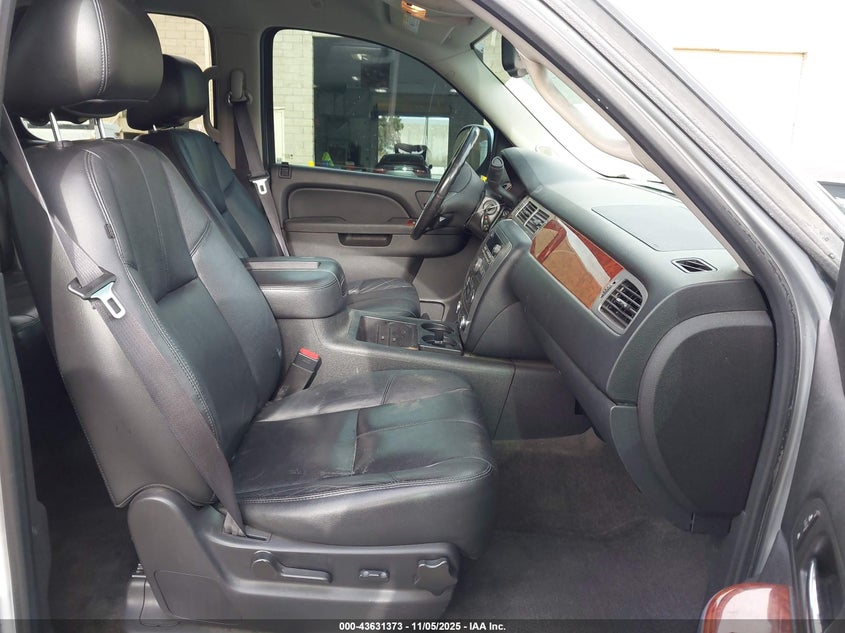 2013 GMC YUKON SLT - 1GKS1CE05DR272744