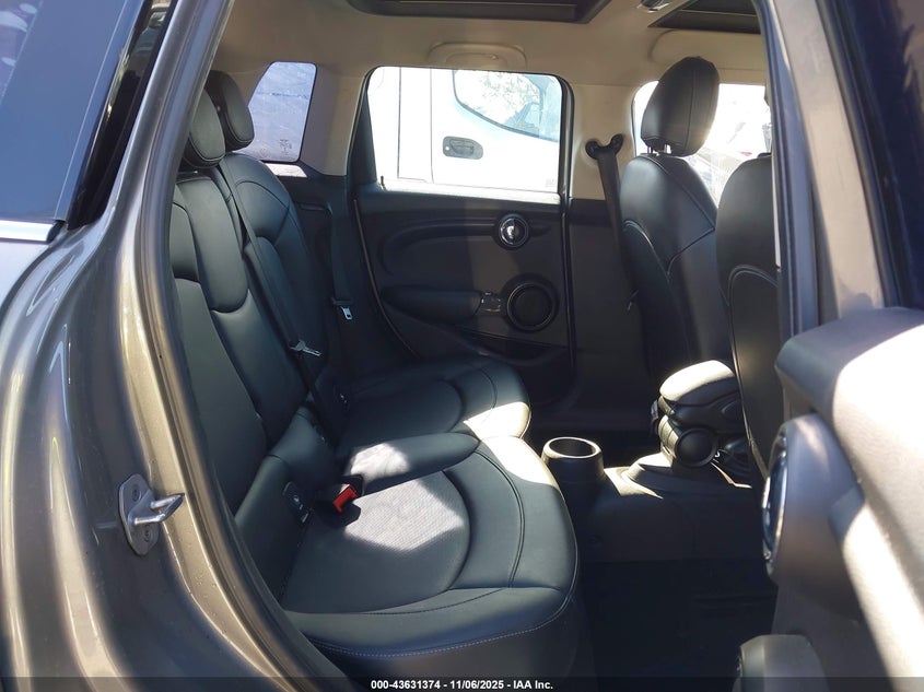 2018 Mini Hardtop Cooper VIN: WMWXU1C53J2F79586 Lot: 43631374