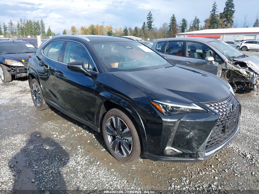LEXUS UX PREMIUM