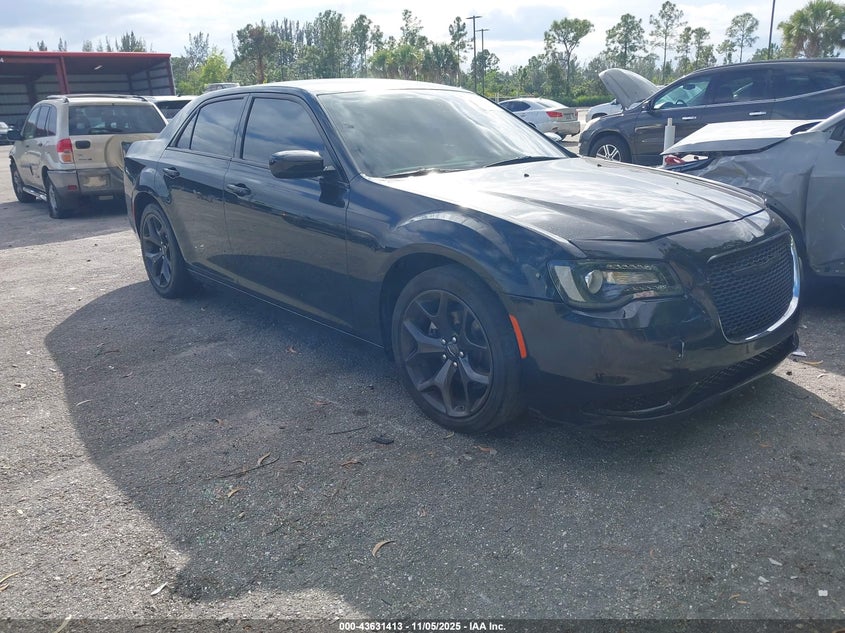 CHRYSLER 300 TOURING