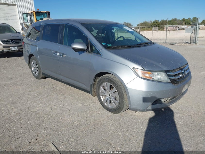 2017 HONDA ODYSSEY SE - 5FNRL5H31HB007661