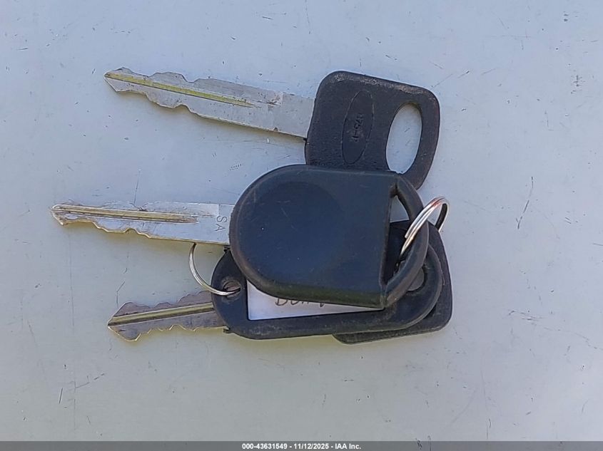 1999 Ford F-350 Lariat/Xl/Xlt VIN: 1FTWX33F0XEB45172 Lot: 43631549