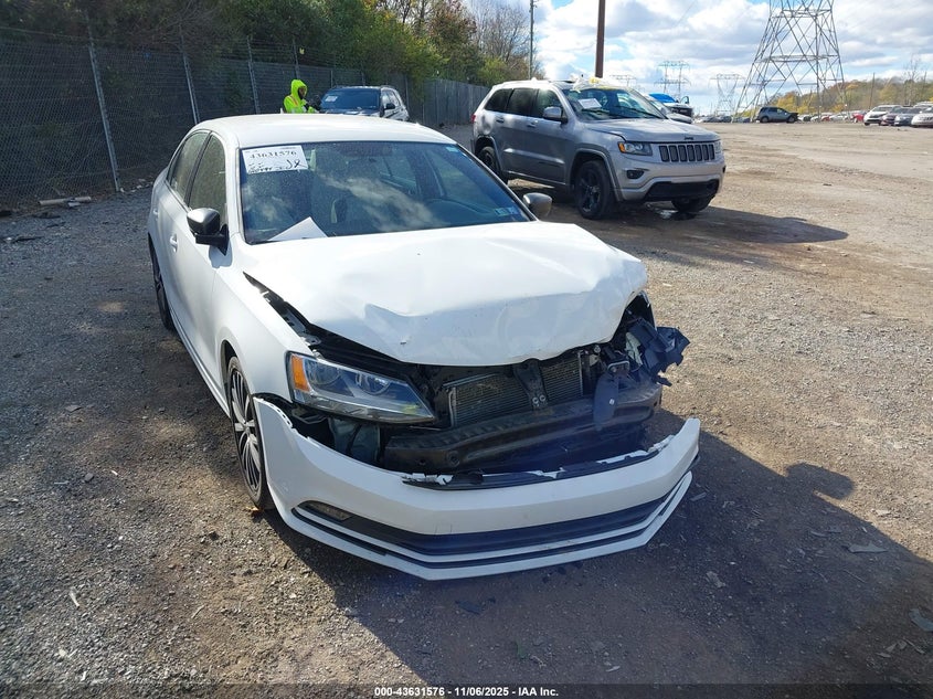 2016 VOLKSWAGEN JETTA 1.8T SPORT - 3VWD17AJ1GM306045